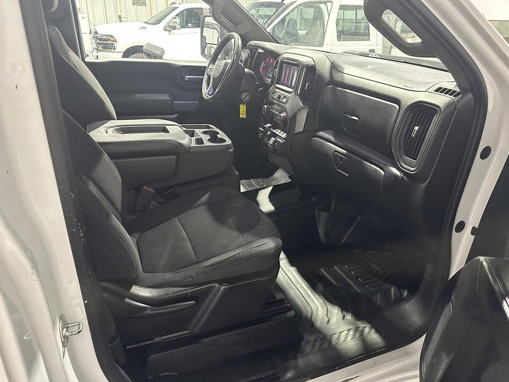 Chevrolet Silverado 3500HD CC 2WD Reg Cab 171" WB, 84.5" CA Work Truck 2020