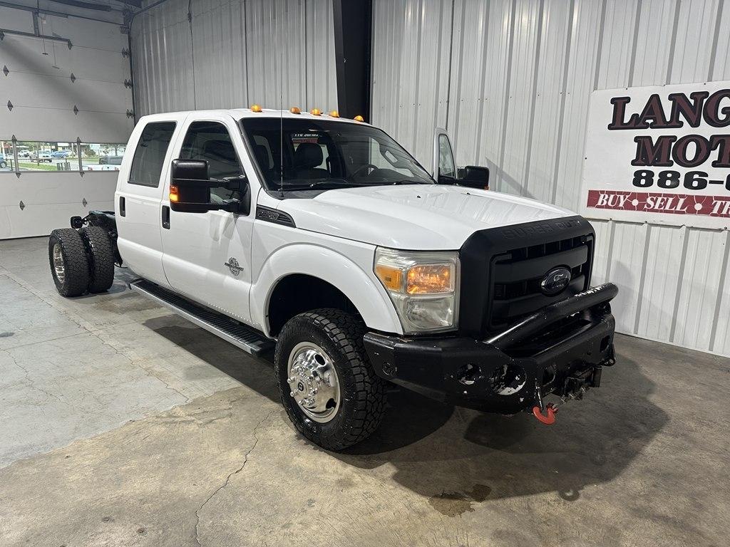 Ford Super Duty F-350 DRW 4WD Crew Cab 176" WB 60" CA XL 2014