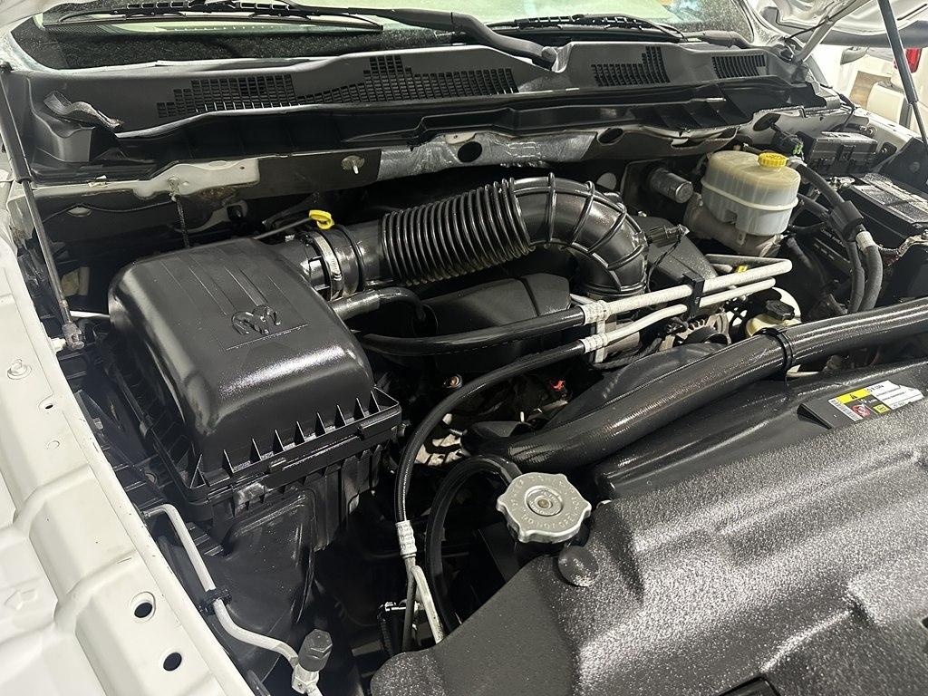 Dodge 3500 2WD Reg Cab 143" WB 60" CA ST 2012