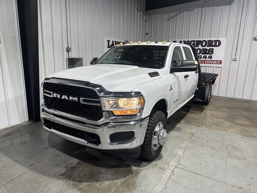 RAM 3500 Chassis Cab Tradesman 4WD Crew Cab 60" CA 172.4" WB 2019