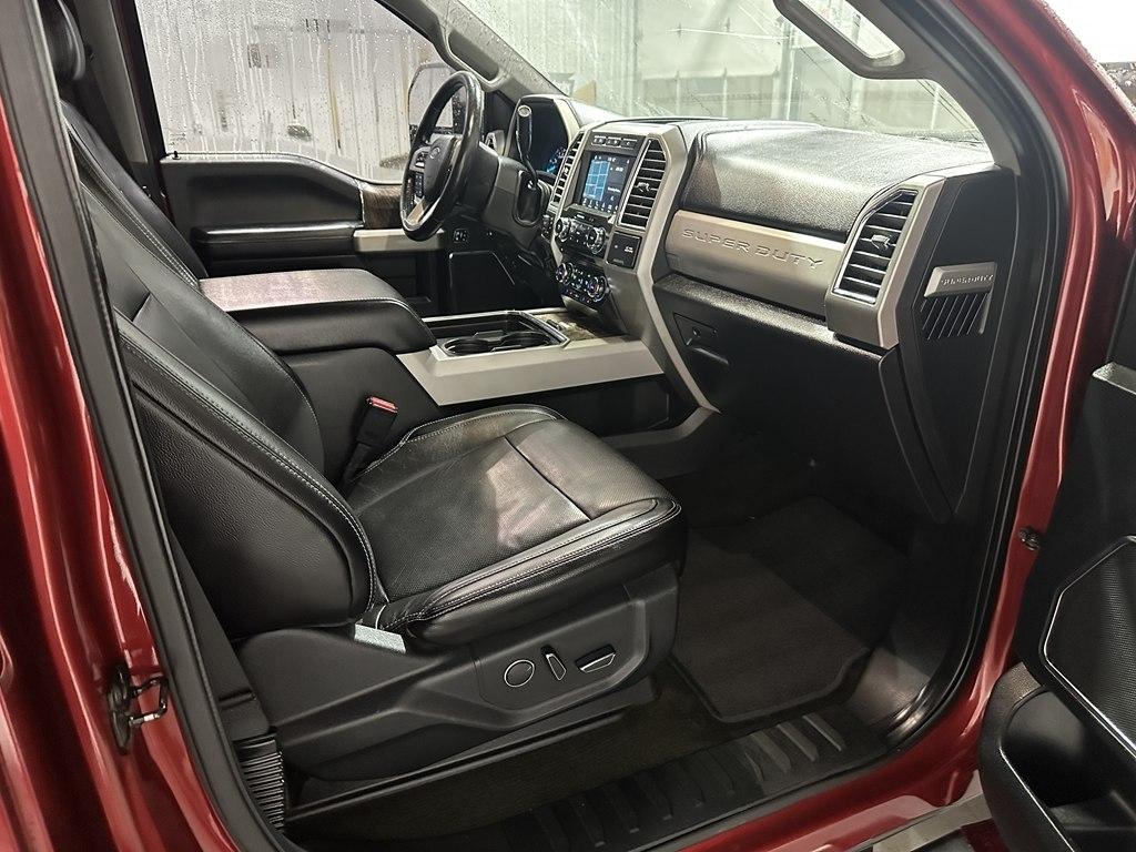 Ford Super Duty F-250 SRW Lariat 4WD Crew Cab 6.75' Box 2017