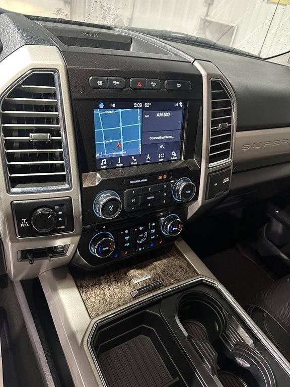 Ford Super Duty F-250 SRW Lariat 4WD Crew Cab 6.75' Box 2017