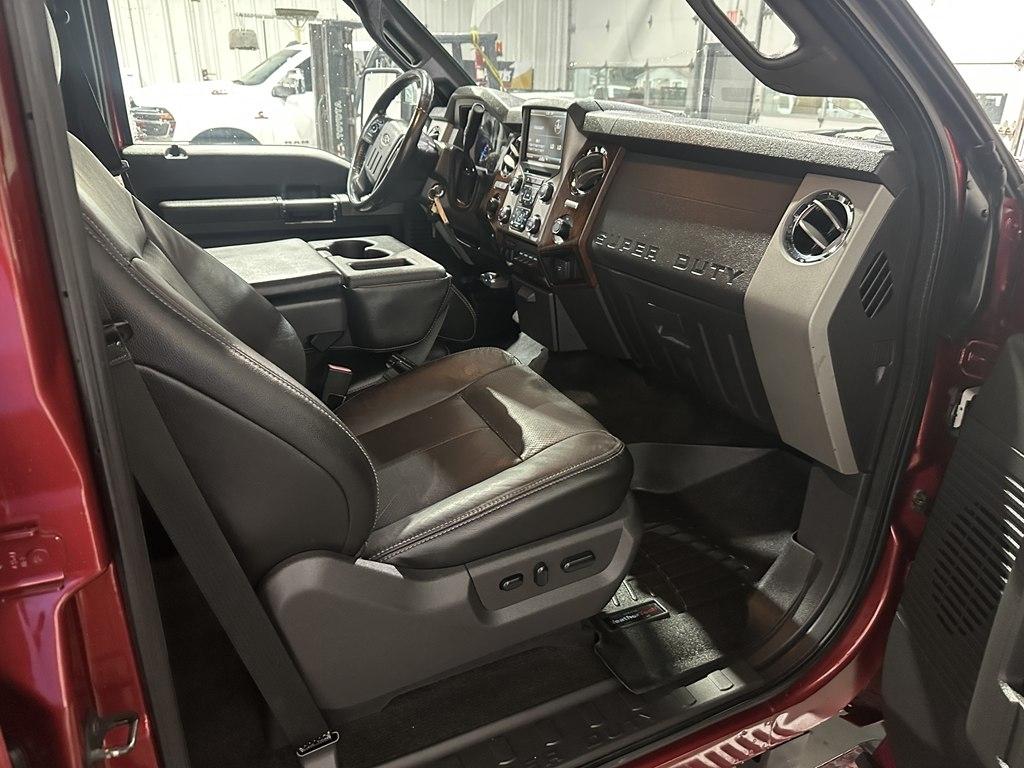 Ford Super Duty F-250 SRW 4WD Crew Cab 172" Lariat 2015