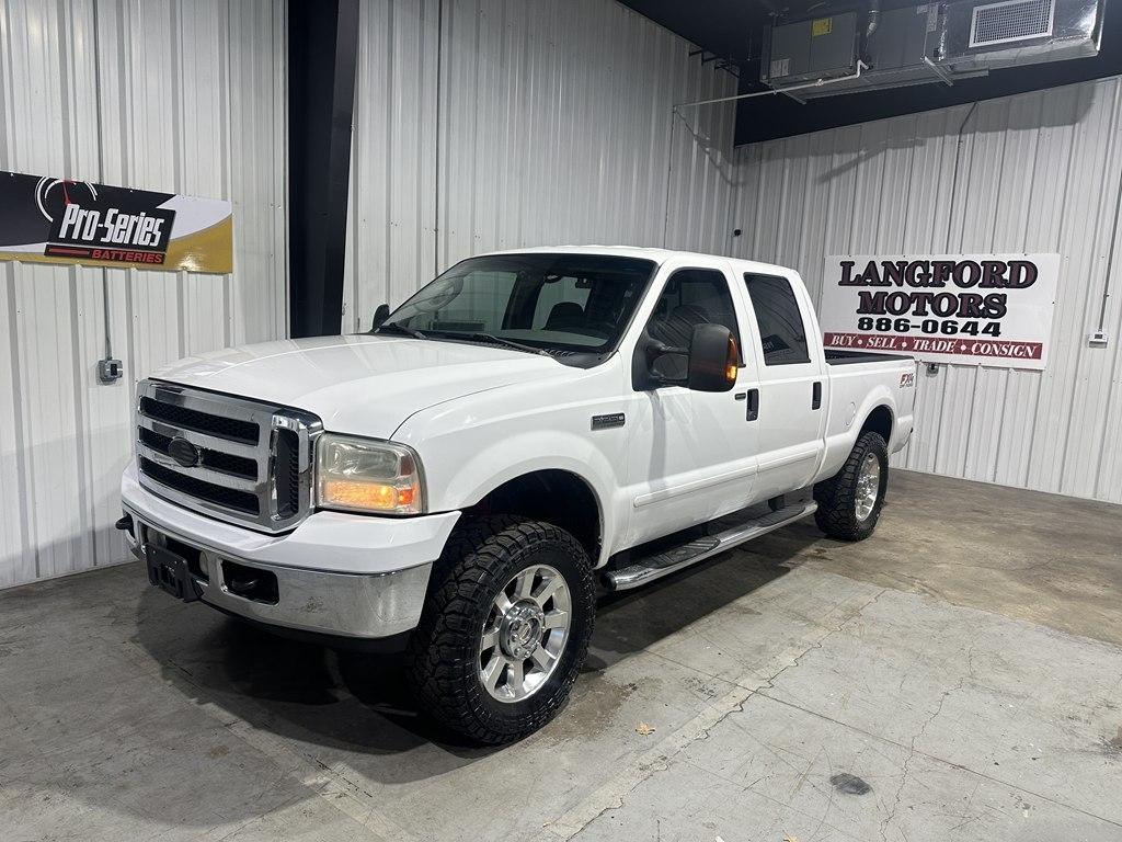 2006 Ford Super Duty F-250 Crew Cab 156" XLT 4WD