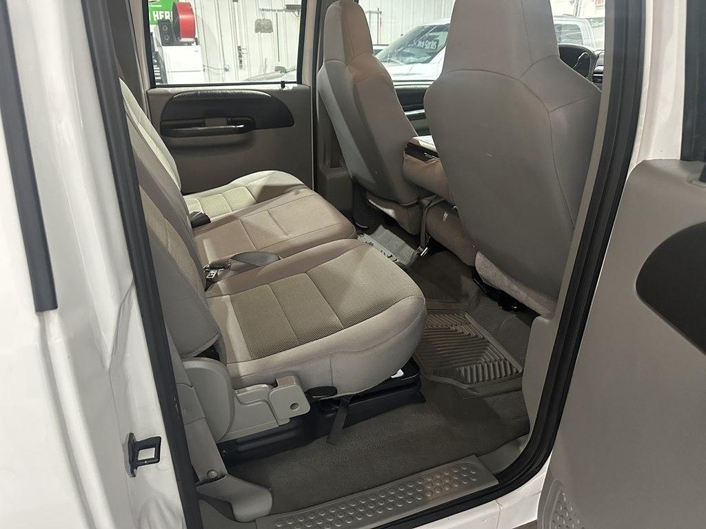 Ford Super Duty F-250 Crew Cab 156" XLT 4WD 2006