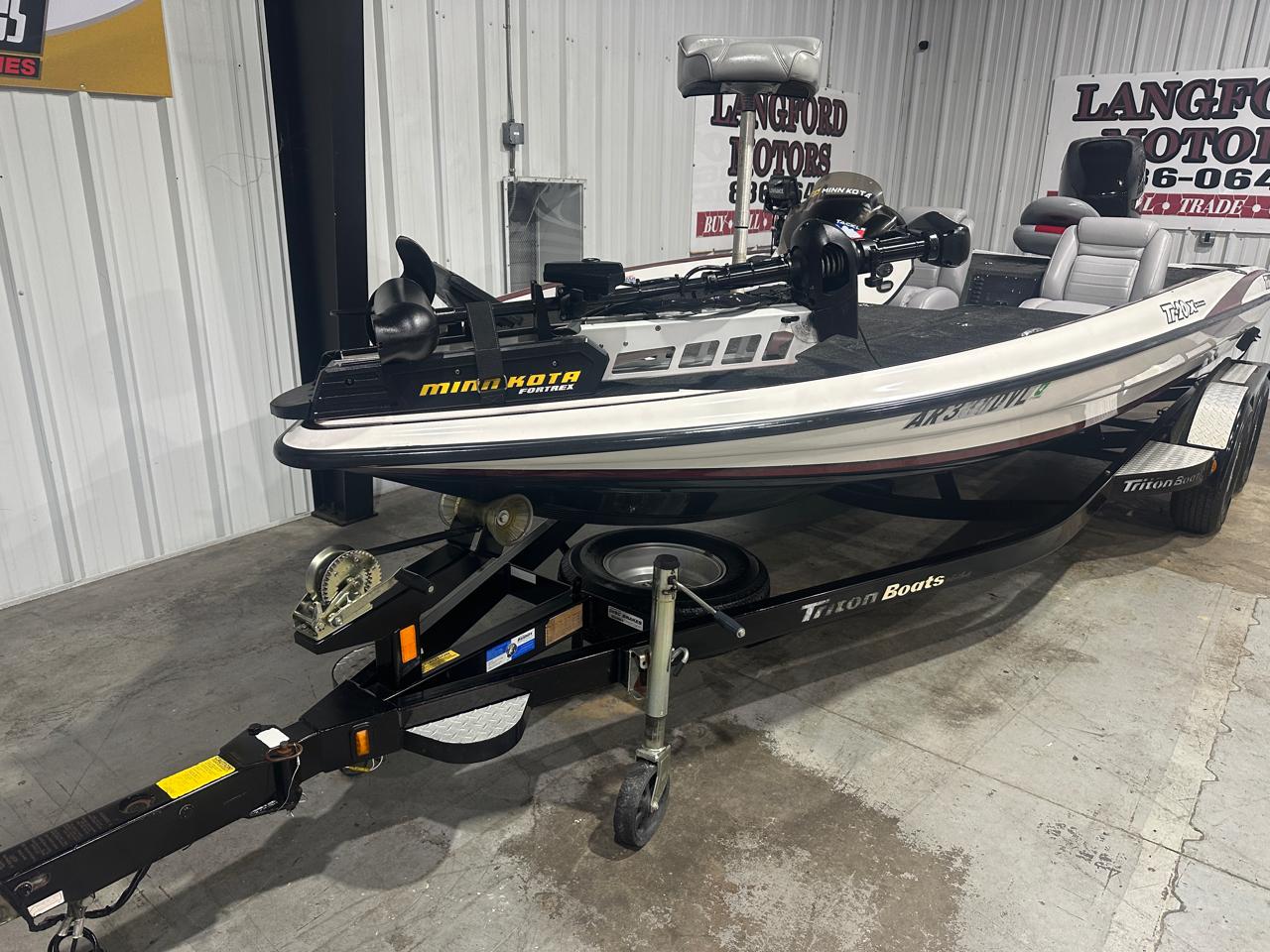 Triton 20TRX  2006