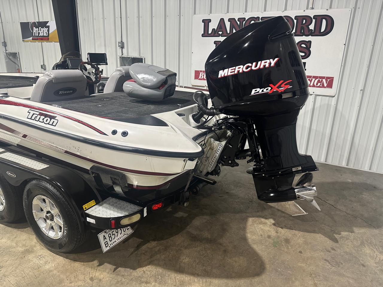 Triton 20TRX  2006