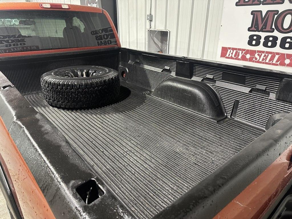 Chevrolet Silverado 2500HD Ext Cab 157.5" WB 4WD LT 2001