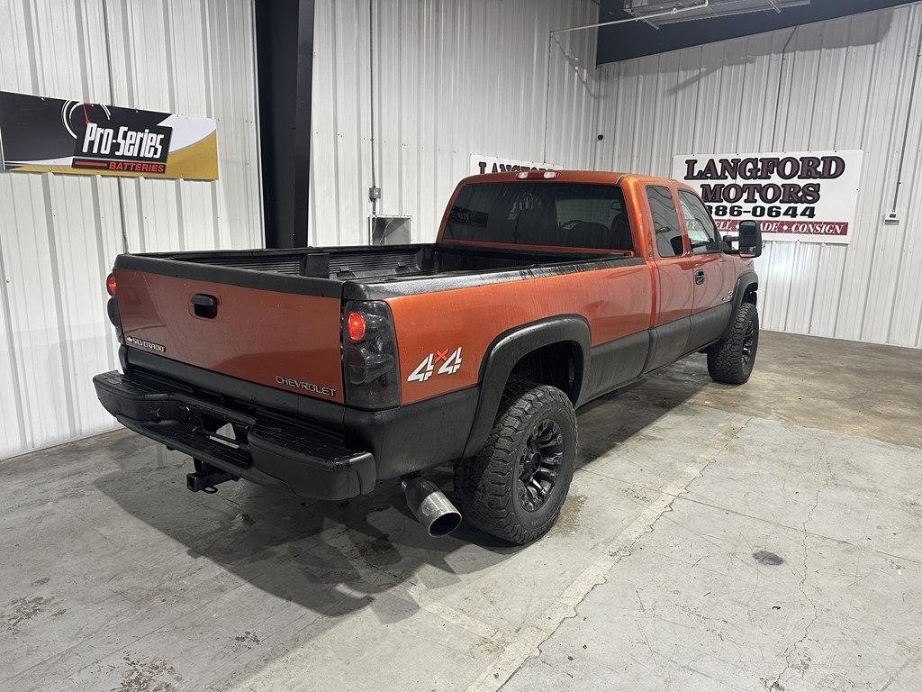 Chevrolet Silverado 2500HD Ext Cab 157.5" WB 4WD LT 2001