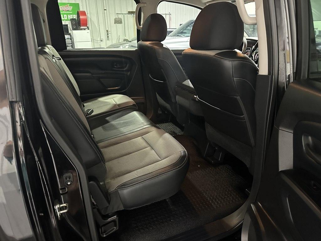 Nissan Titan XD 4x4 Diesel Crew Cab S 2017