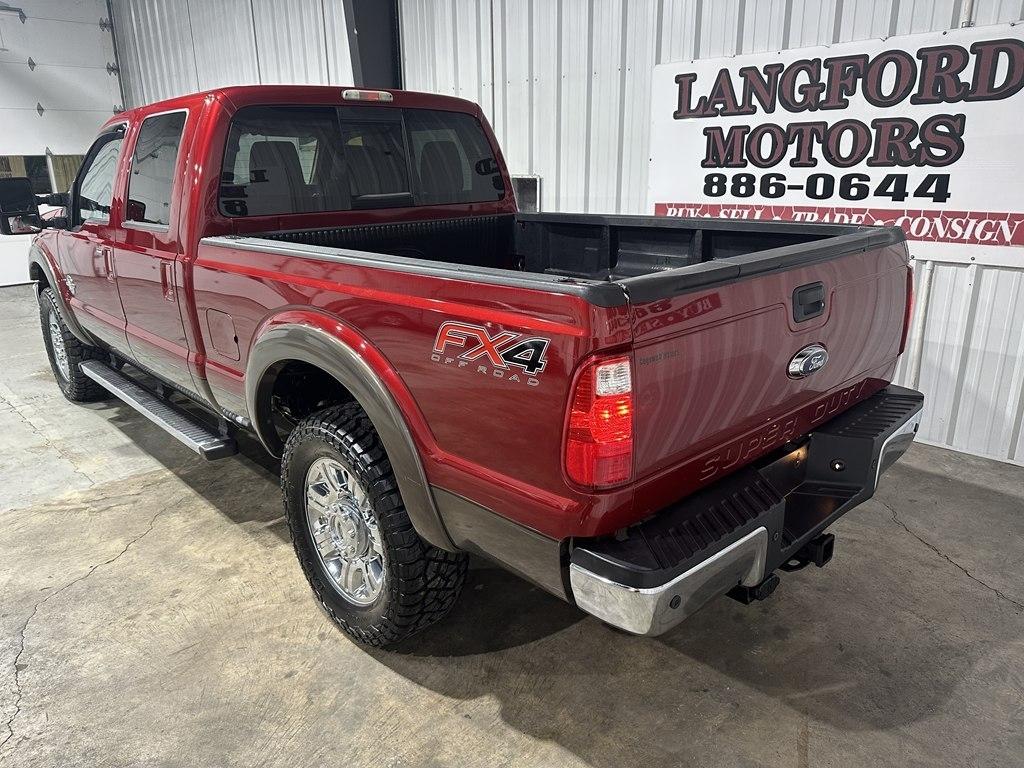 Ford Super Duty F-250 SRW 4WD Crew Cab 156" Lariat 2016