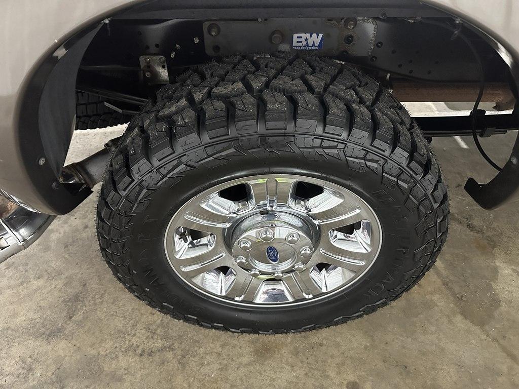 Ford Super Duty F-250 SRW 4WD Crew Cab 156" Lariat 2016