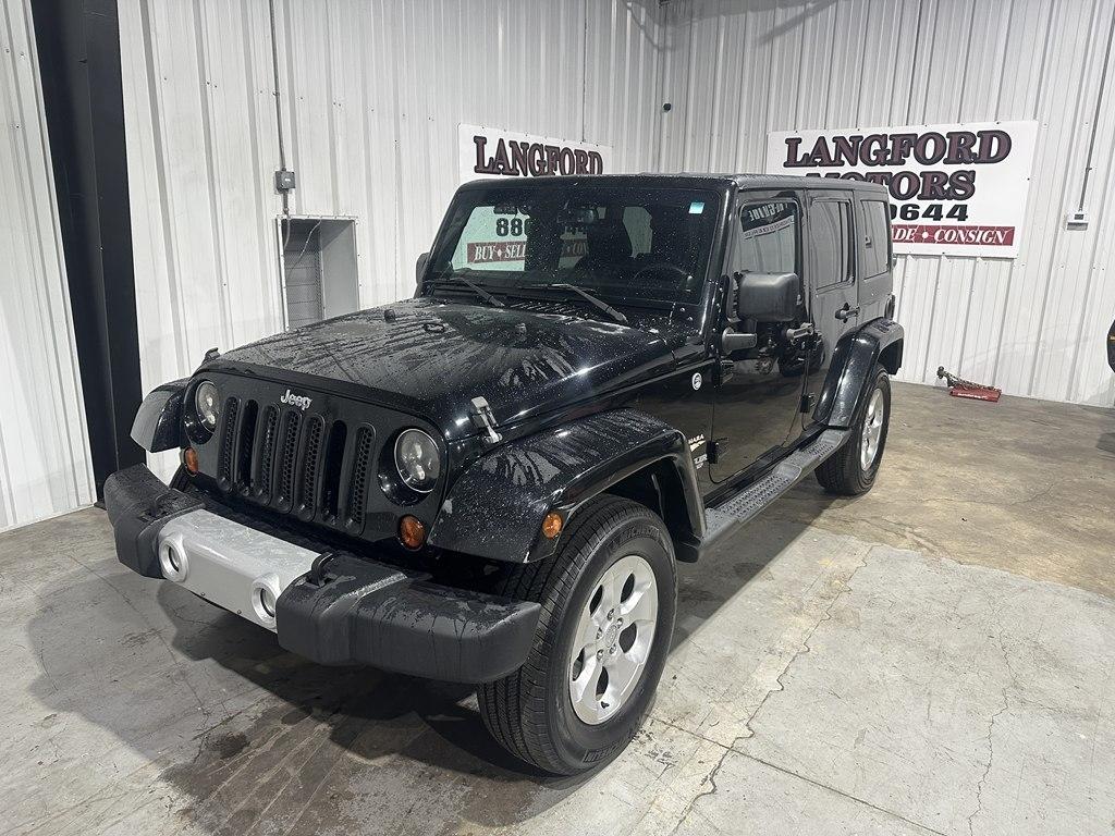 Jeep Wrangler Unlimited 4WD 4dr Sahara 2013