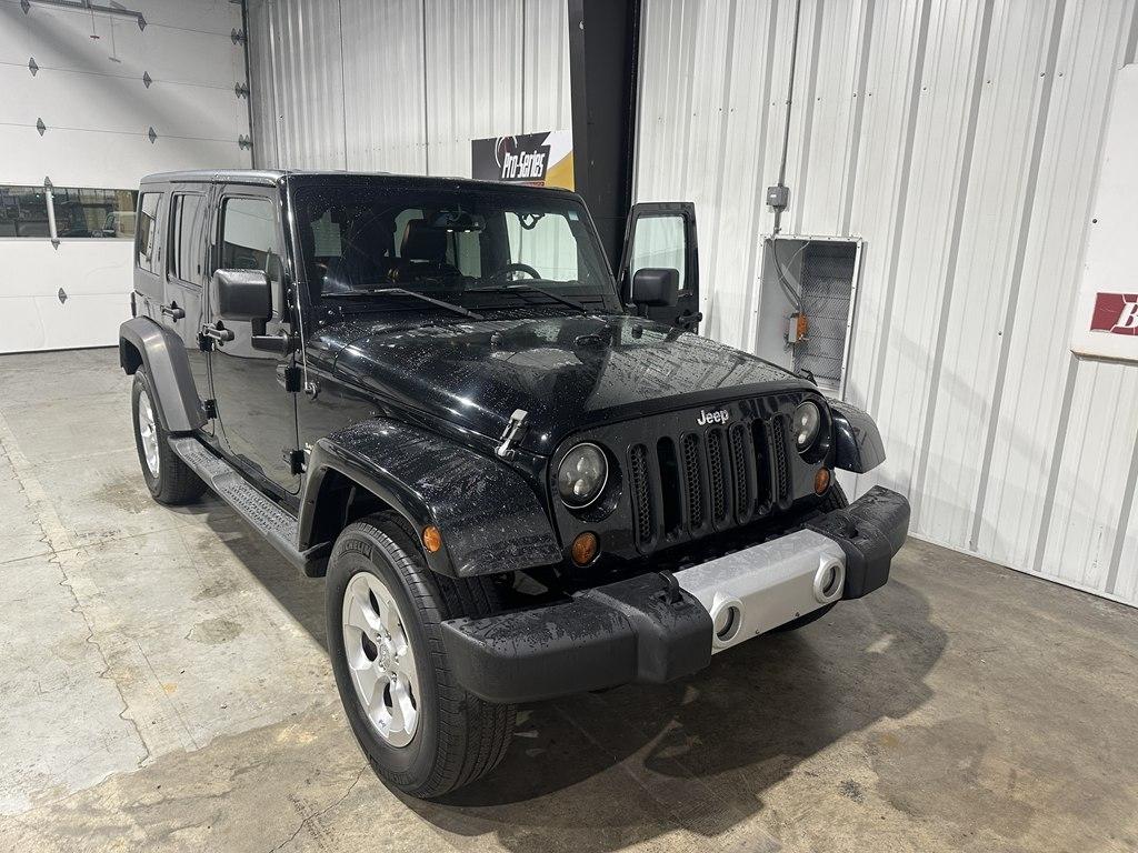 Jeep Wrangler Unlimited 4WD 4dr Sahara 2013