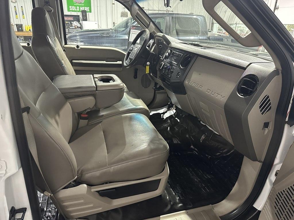 Ford Super Duty F-350 SRW 4WD Crew Cab 156" XL 2008