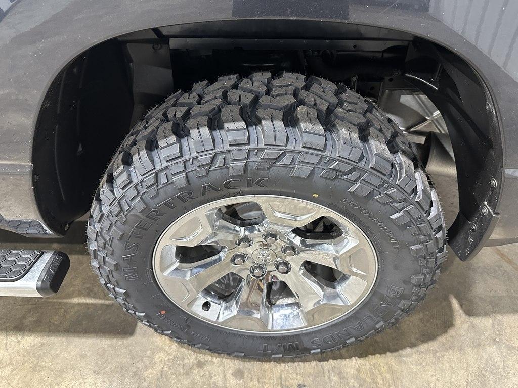 RAM 1500 Big Horn/Lone Star 4x4 Crew Cab 5'7" Box 2019