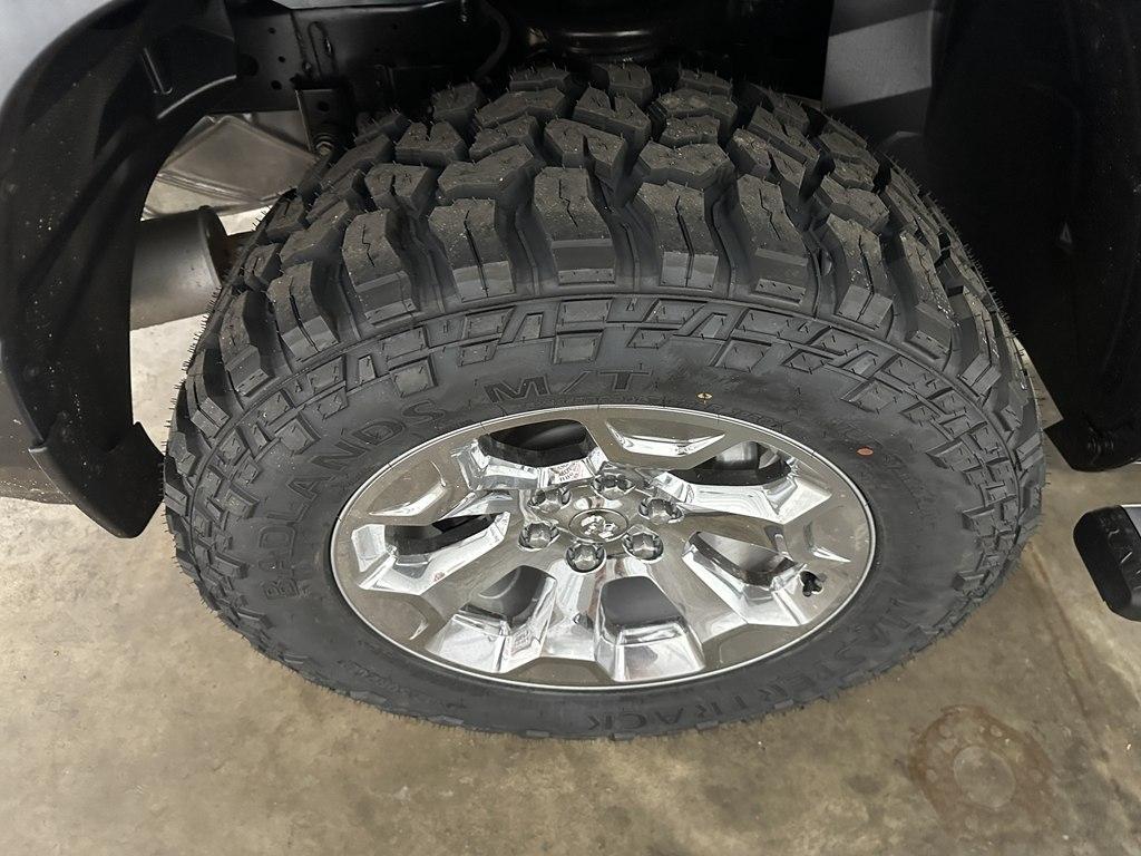 RAM 1500 Big Horn/Lone Star 4x4 Crew Cab 5'7" Box 2019