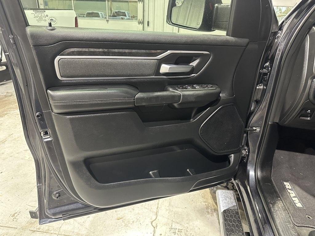 RAM 1500 Big Horn/Lone Star 4x4 Crew Cab 5'7" Box 2019