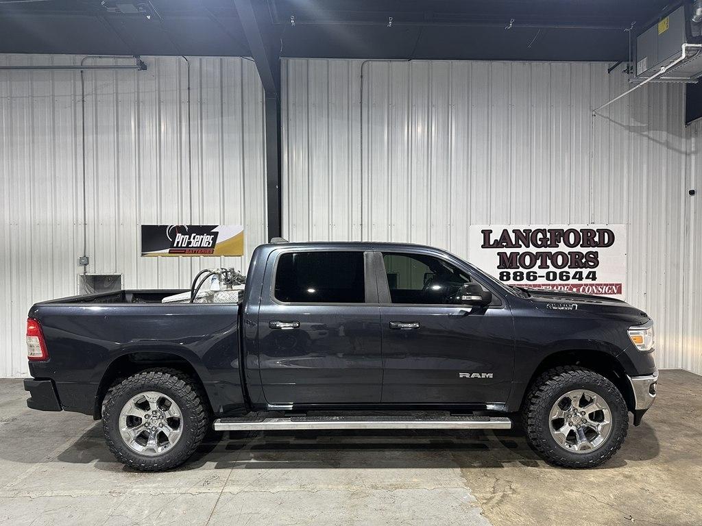 RAM 1500 Big Horn/Lone Star 4x4 Crew Cab 5'7" Box 2019