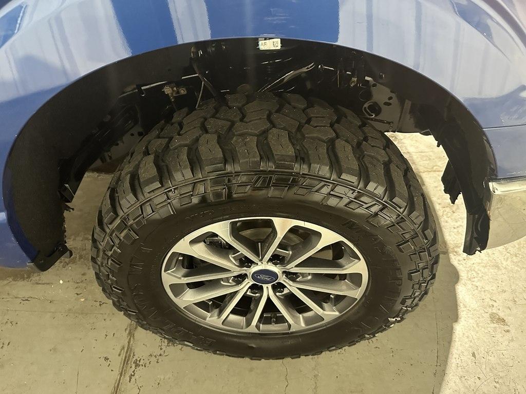 Ford F-150 XLT 4WD SuperCrew 5.5' Box 2022