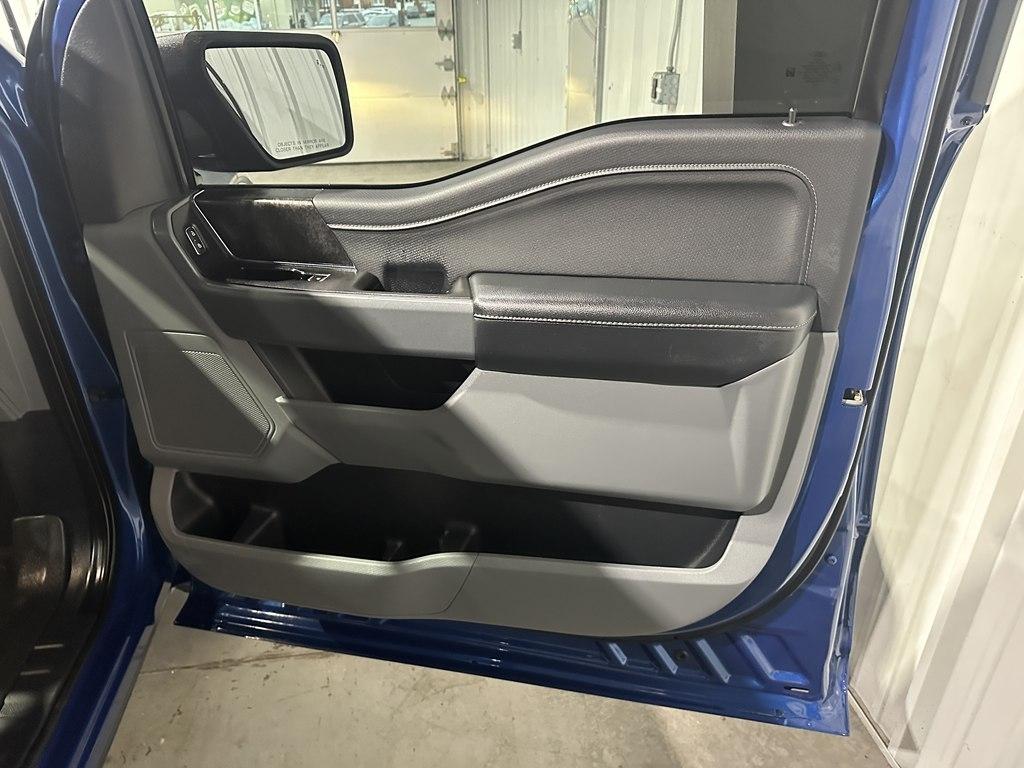 Ford F-150 XLT 4WD SuperCrew 5.5' Box 2022