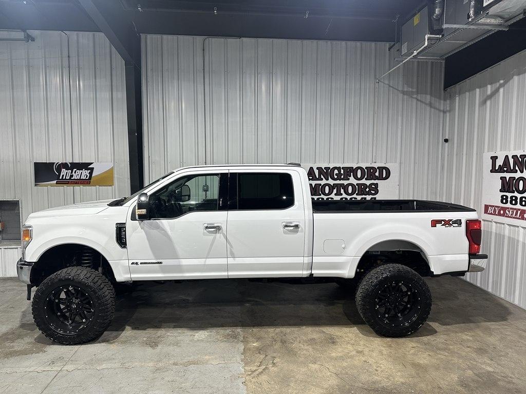 2022 Ford Super Duty F-250 SRW XLT 4WD Crew Cab 6.75' Box