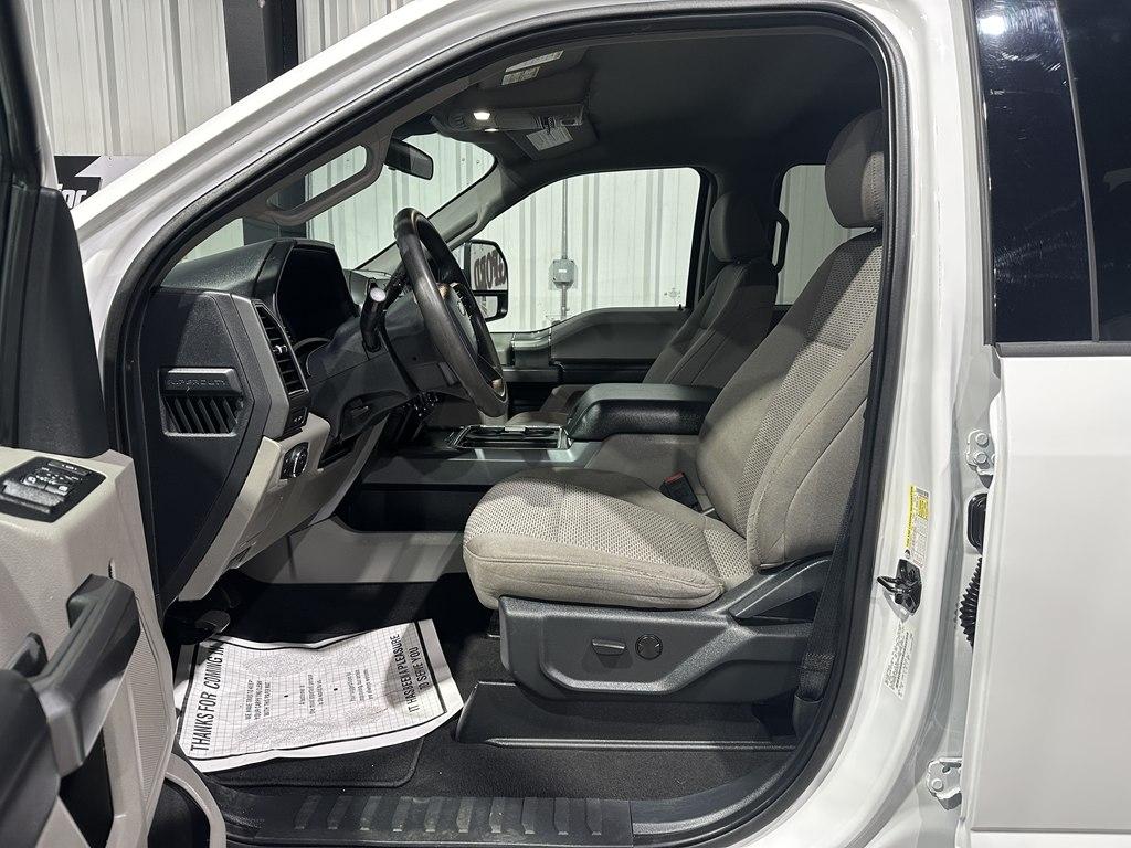 Ford Super Duty F-250 SRW XLT 4WD Crew Cab 6.75' Box 2022