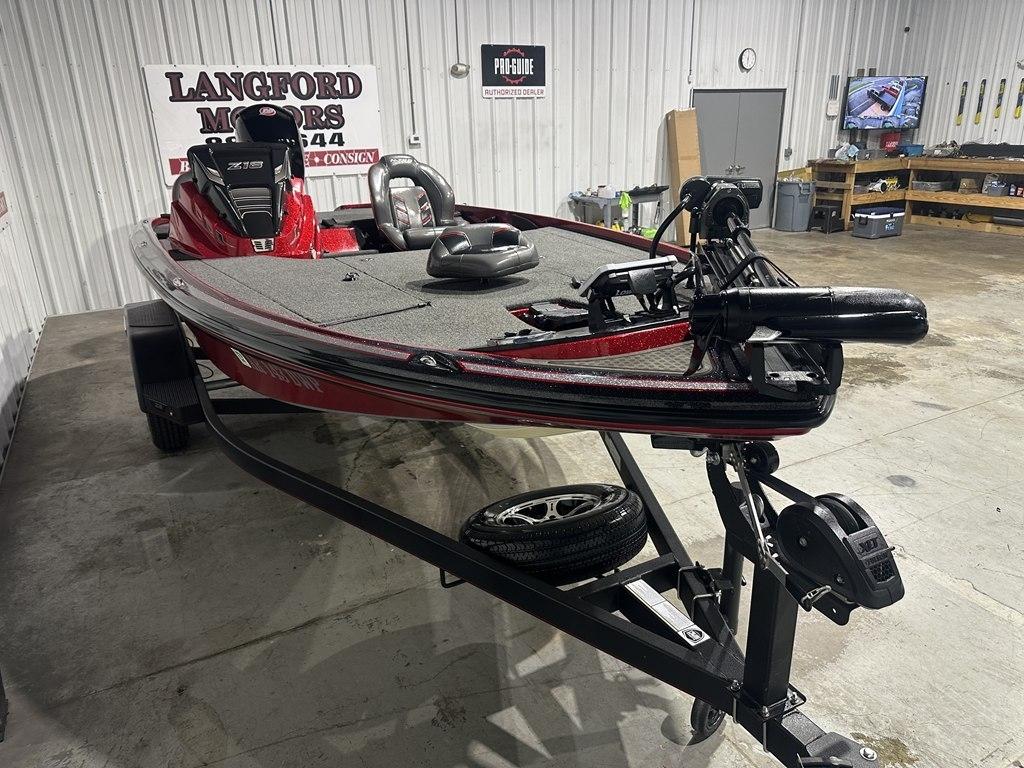 Nitro Z18  2022