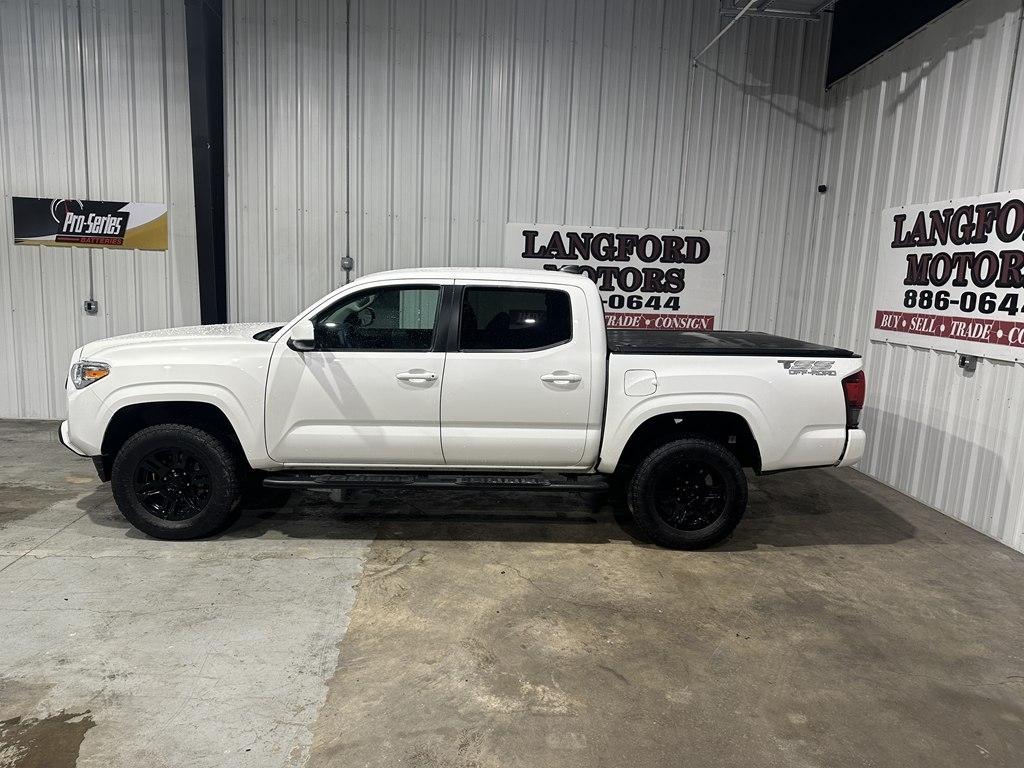 Toyota Tacoma 2WD SR Double Cab 5' Bed I4 AT (Natl) 2022