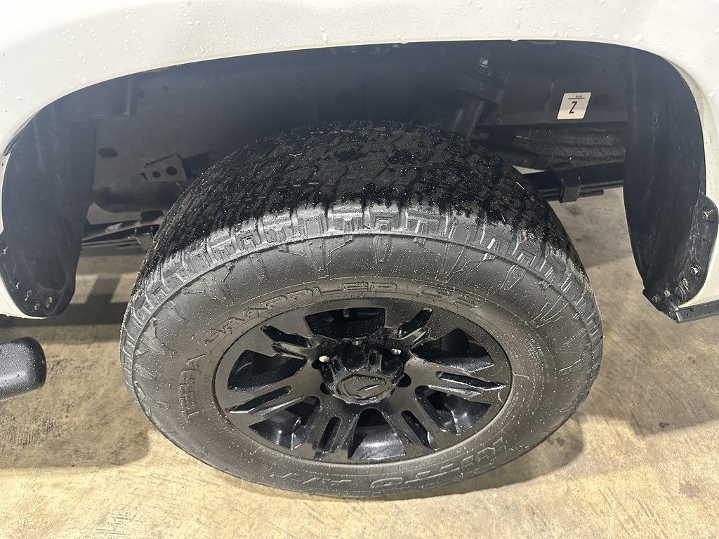 Toyota Tacoma 2WD SR Double Cab 5' Bed I4 AT (Natl) 2022