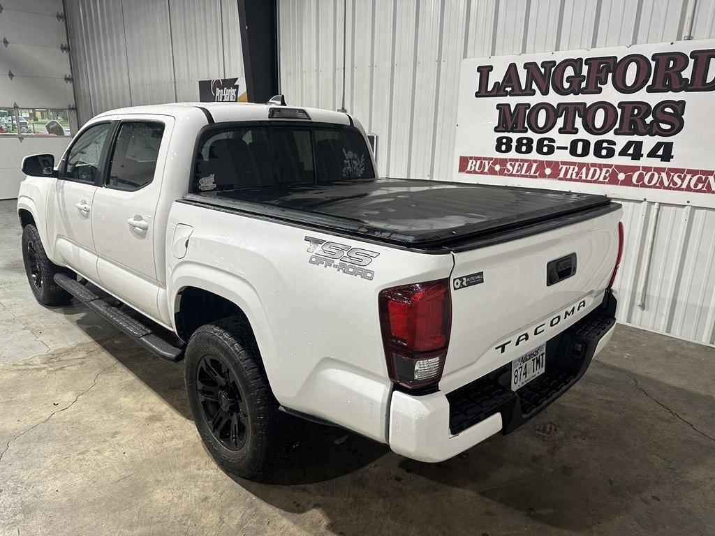 Toyota Tacoma 2WD SR Double Cab 5' Bed I4 AT (Natl) 2022