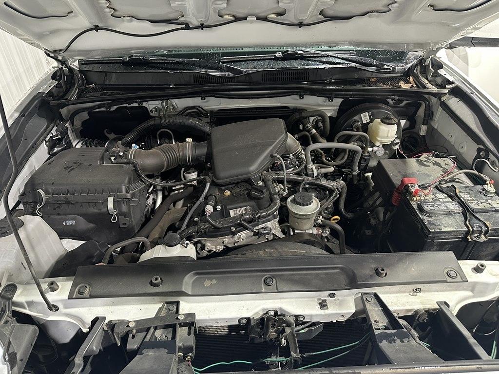 Toyota Tacoma 2WD SR Double Cab 5' Bed I4 AT (Natl) 2022