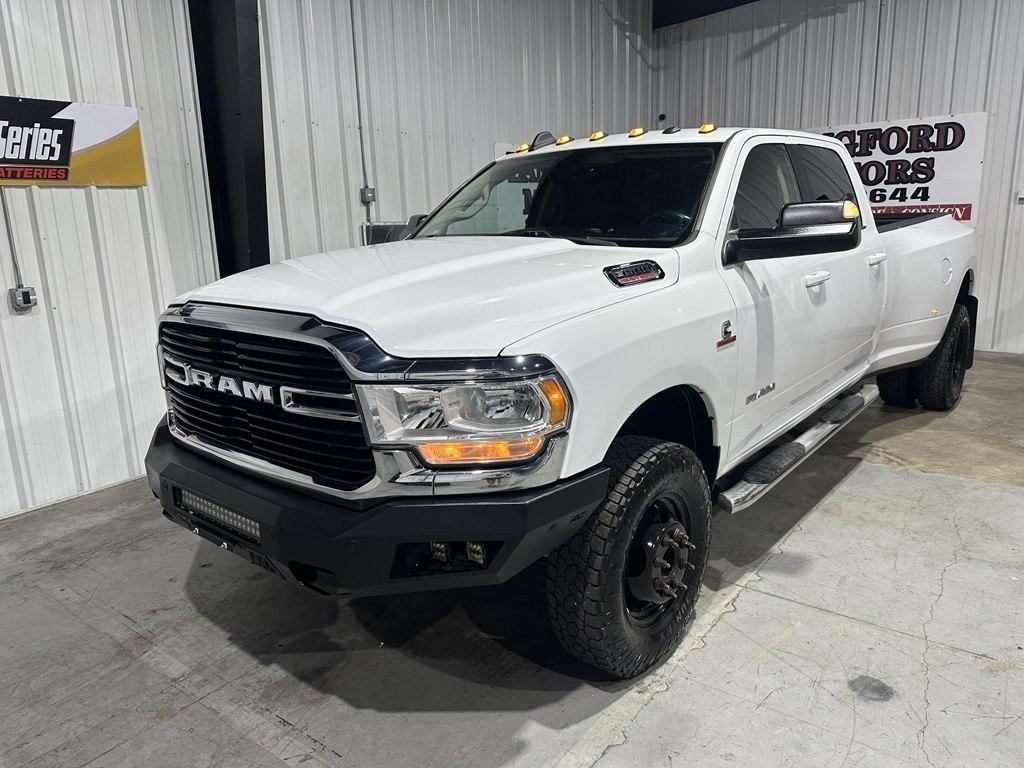 RAM 3500 Lone Star 4x4 Crew Cab 8' Box 2020