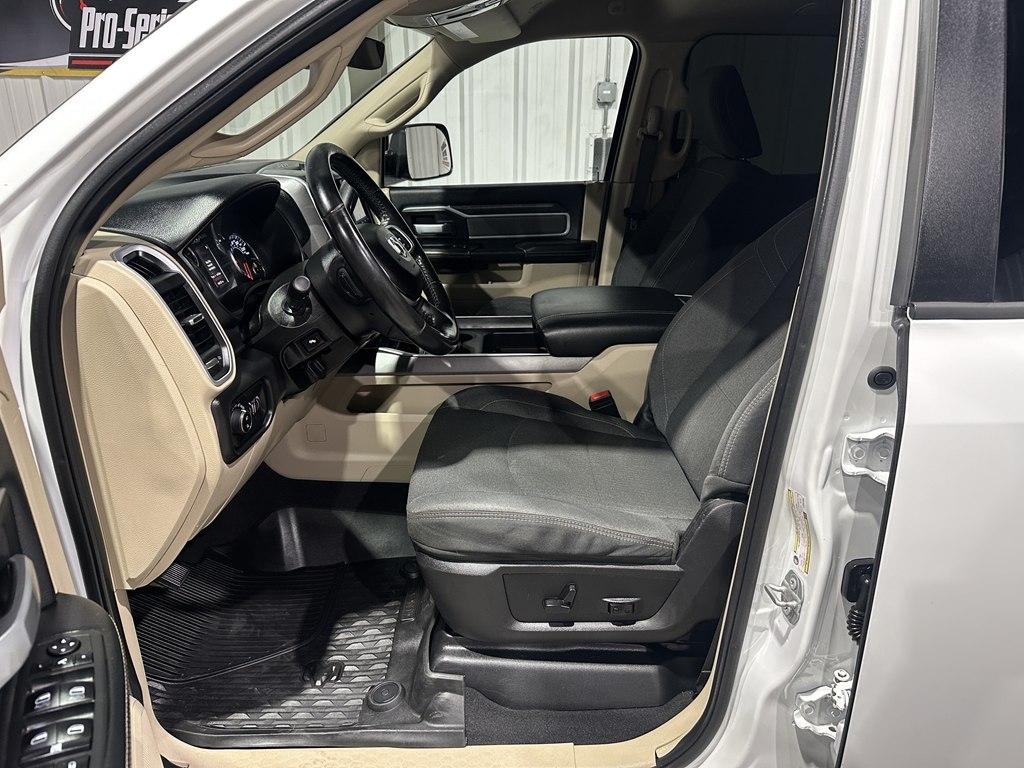 RAM 3500 Lone Star 4x4 Crew Cab 8' Box 2020