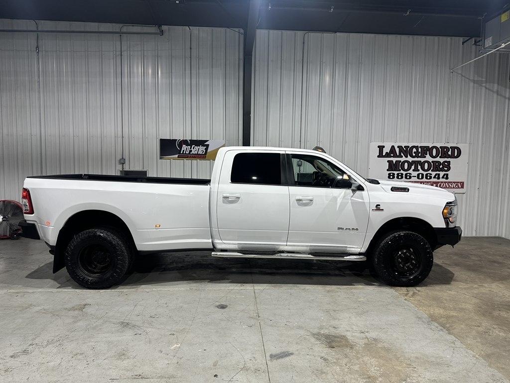 RAM 3500 Lone Star 4x4 Crew Cab 8' Box 2020