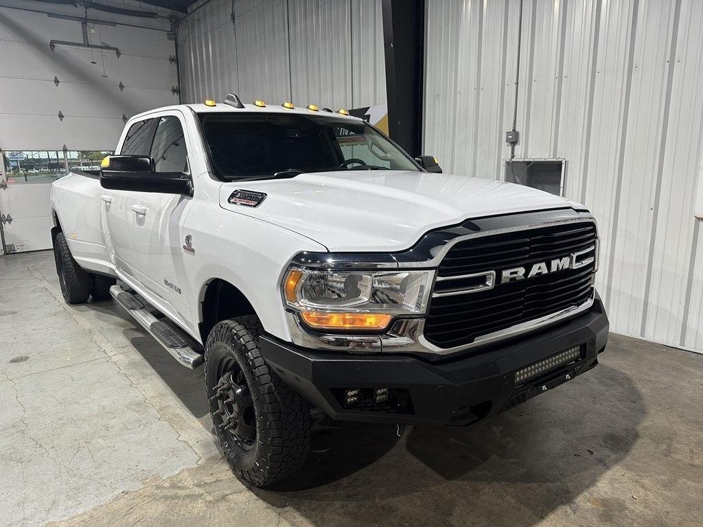 RAM 3500 Lone Star 4x4 Crew Cab 8' Box 2020