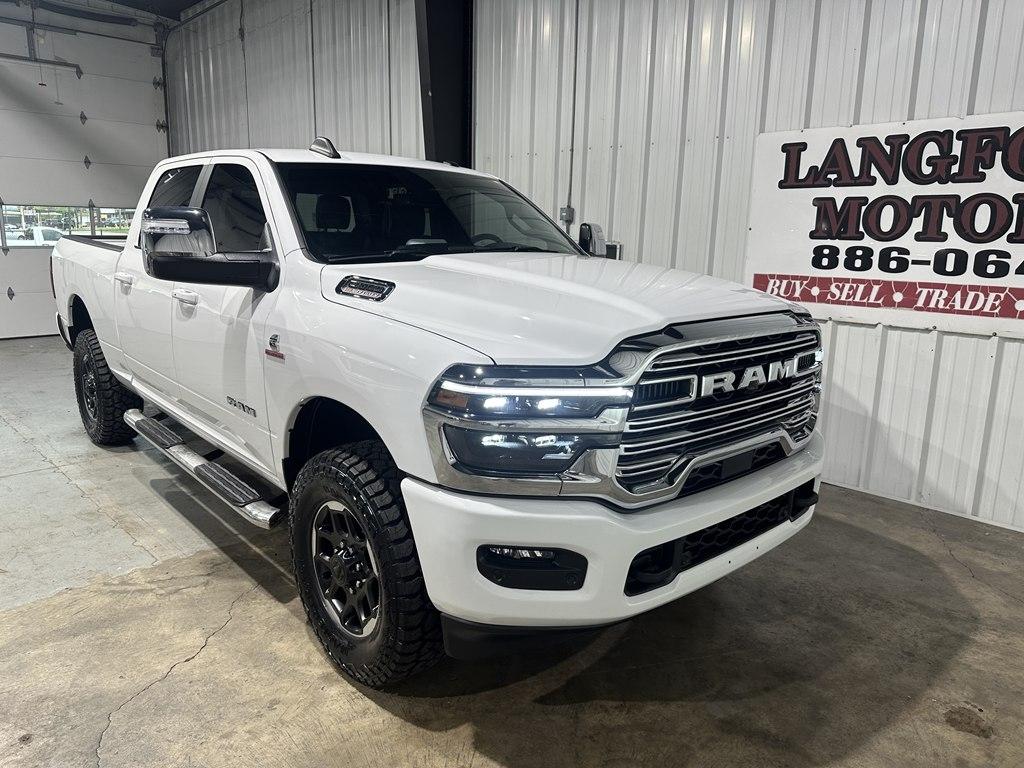 RAM 2500 Laramie 4x4 Crew Cab 6'4" Box 2025