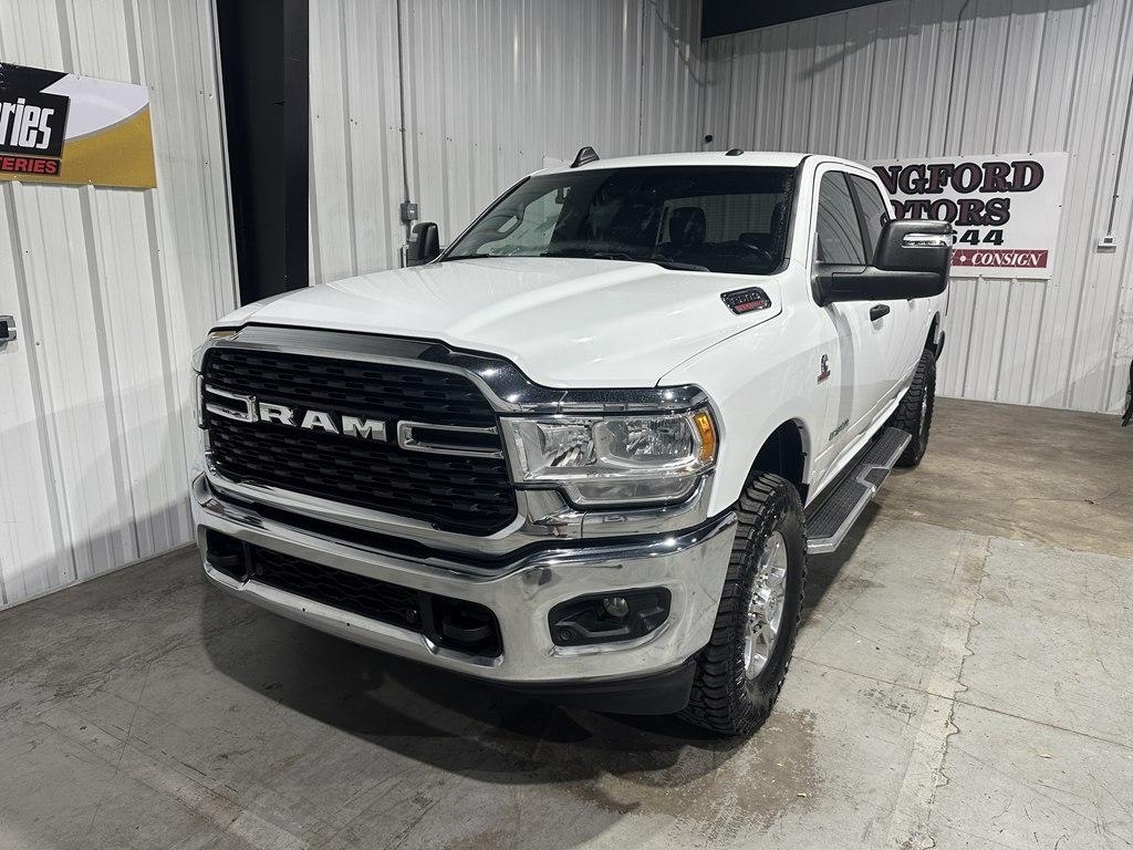 RAM 2500 Big Horn 4x4 Crew Cab 6'4" Box 2024