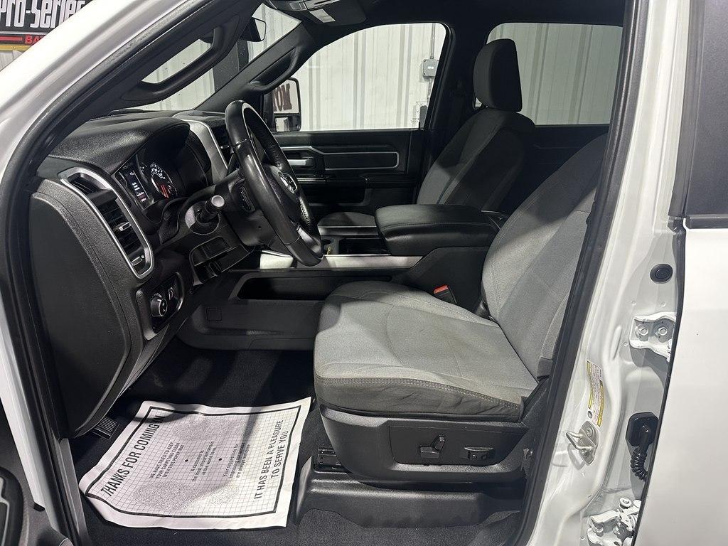 RAM 2500 Big Horn 4x4 Crew Cab 6'4" Box 2024