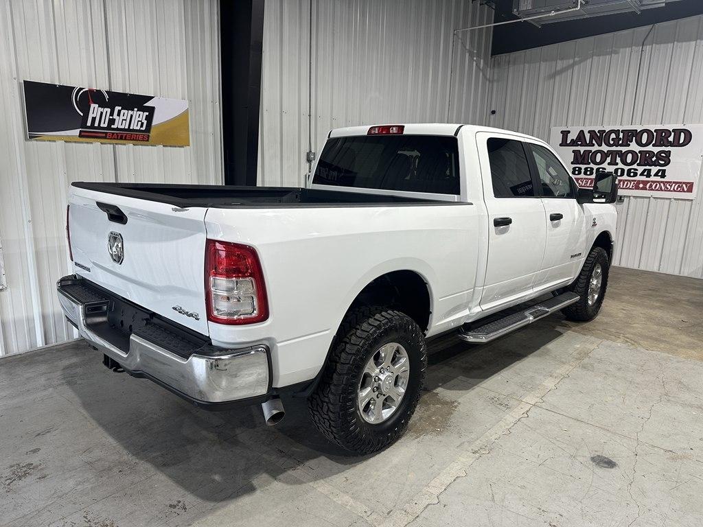RAM 2500 Big Horn 4x4 Crew Cab 6'4" Box 2024