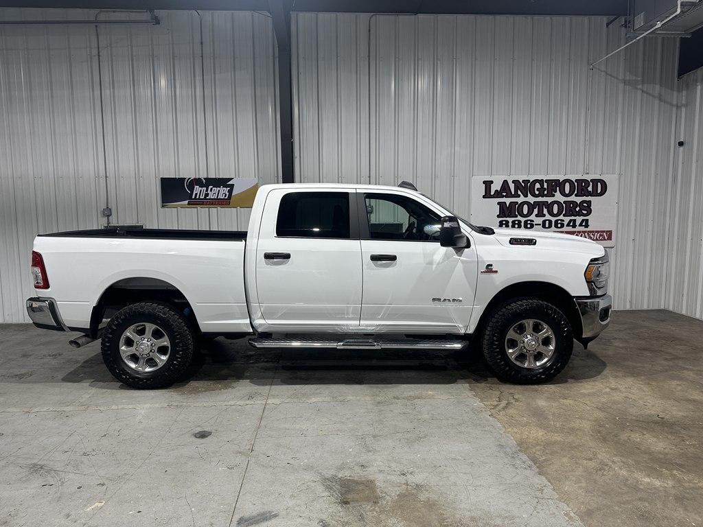 RAM 2500 Big Horn 4x4 Crew Cab 6'4" Box 2024