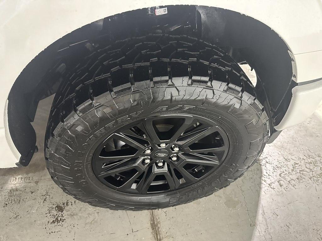 Ford F-150 Platinum 4WD SuperCrew 5.5' Box 2024