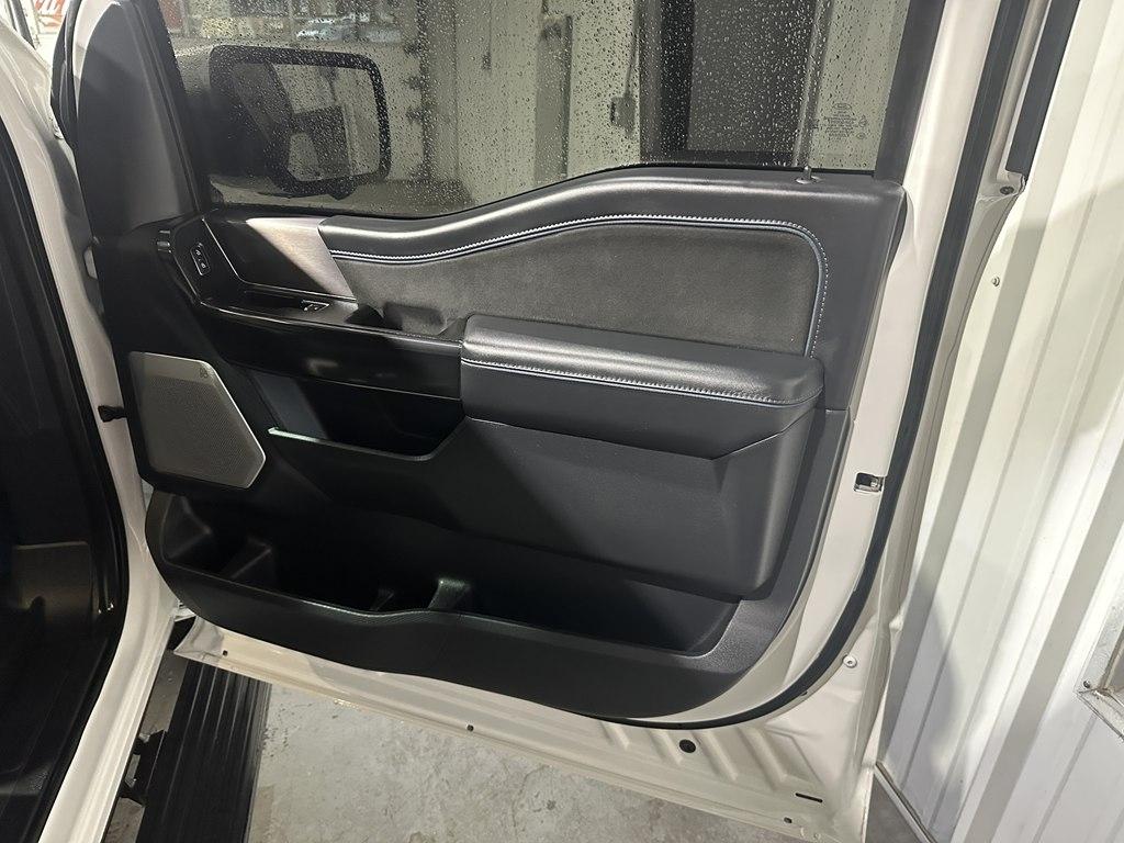 Ford F-150 Platinum 4WD SuperCrew 5.5' Box 2024