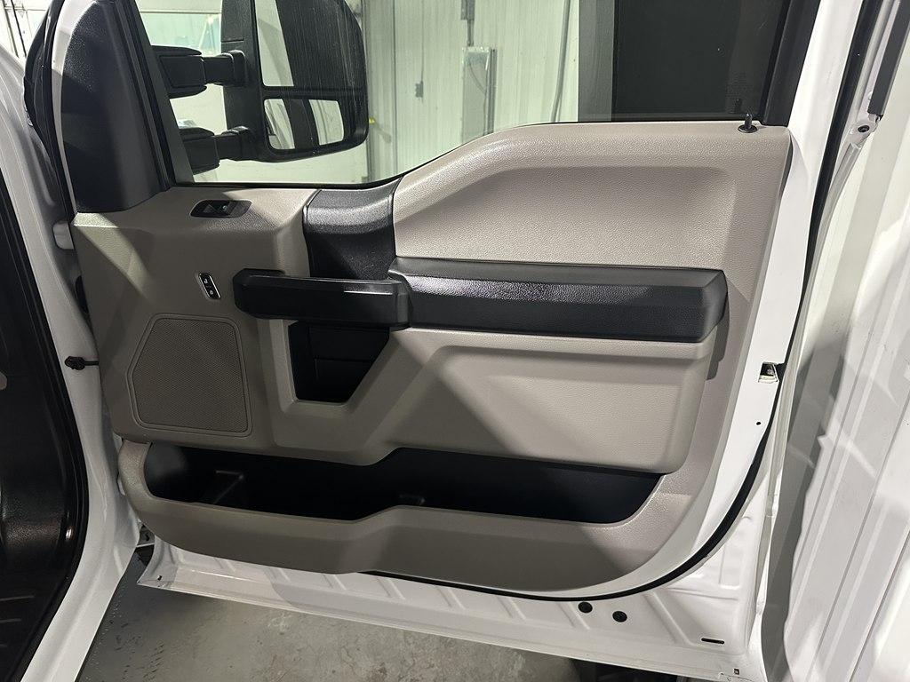 Ford Super Duty F-250 SRW XL 4WD Crew Cab 6.75' Box 2019