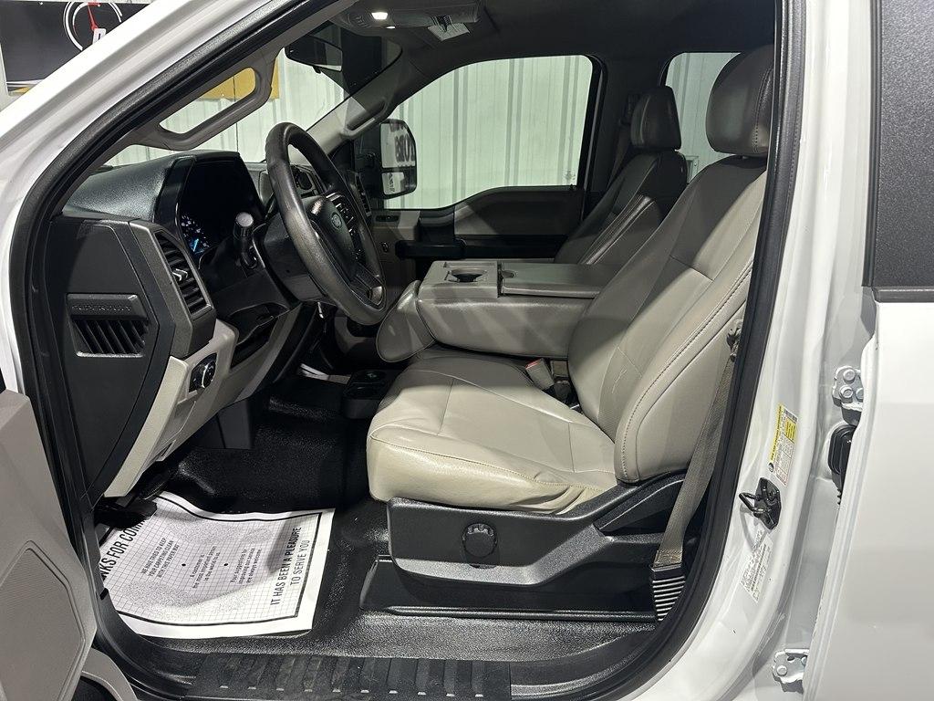 Ford Super Duty F-250 SRW XL 4WD Crew Cab 6.75' Box 2019