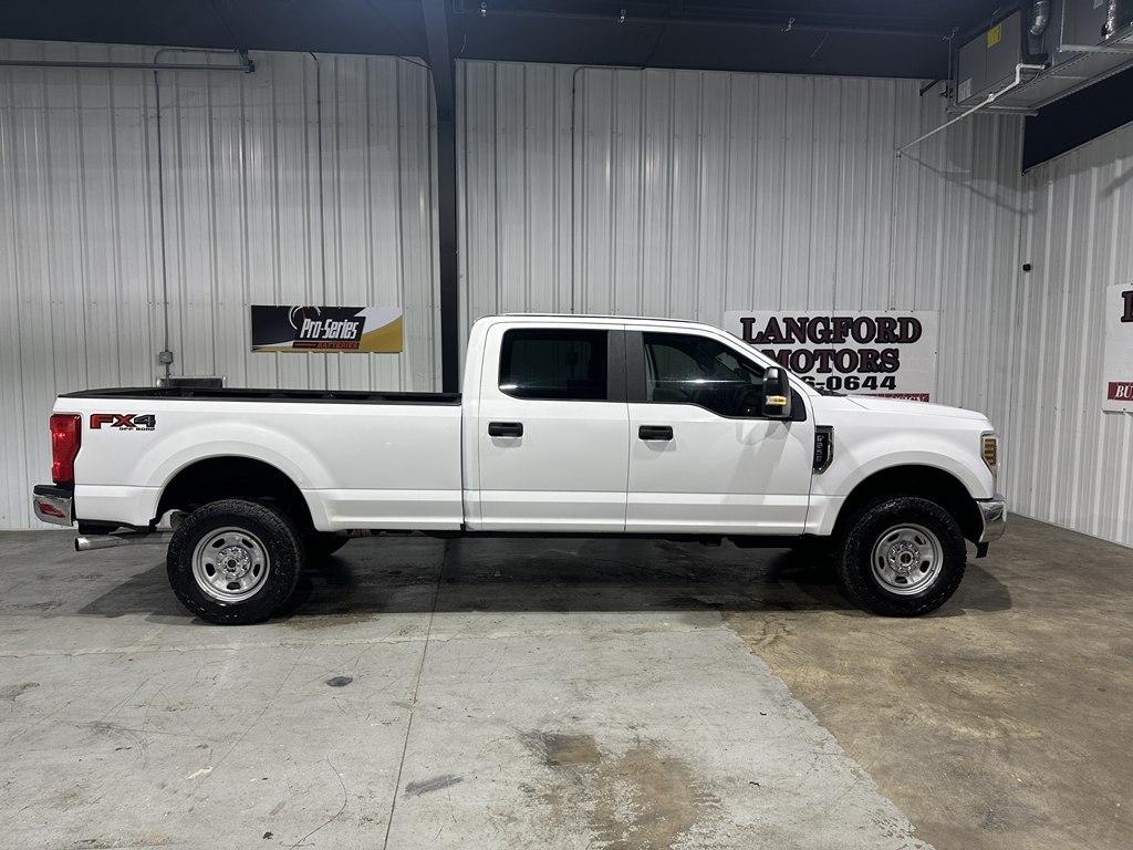 Ford Super Duty F-250 SRW XL 4WD Crew Cab 6.75' Box 2019