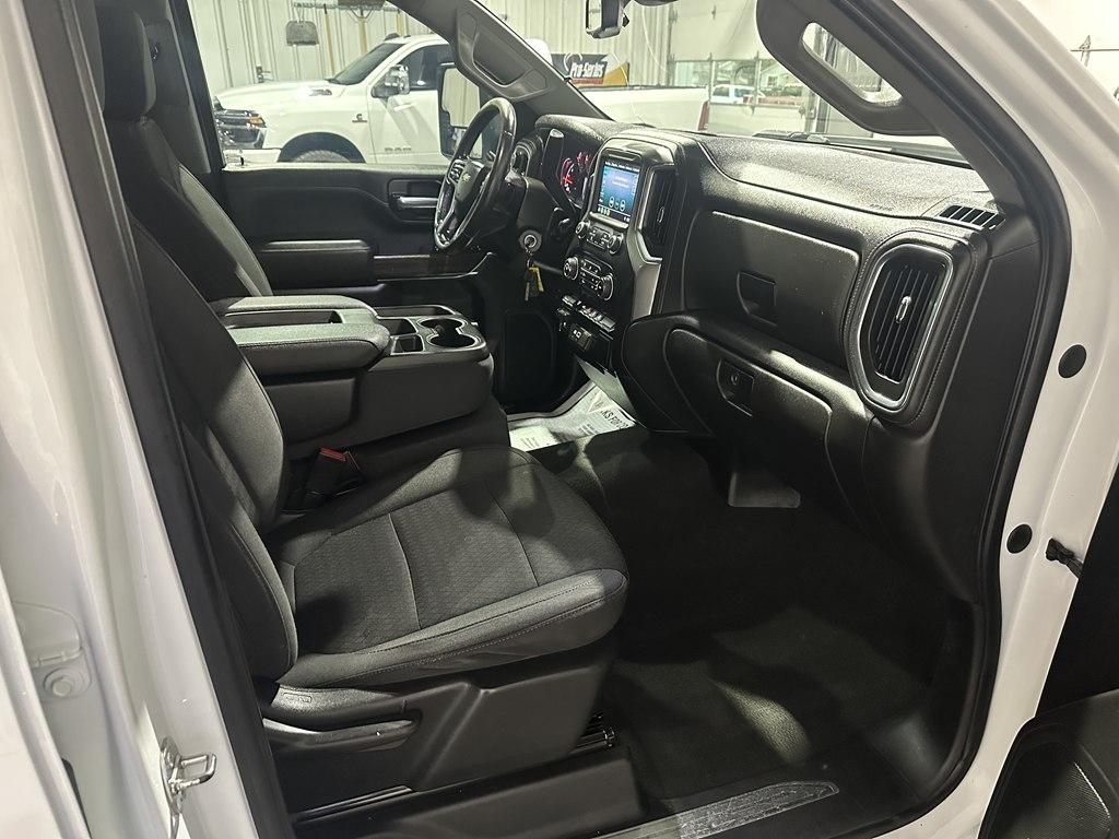 Chevrolet Silverado 3500HD 4WD Crew Cab 167.7" LT 2023