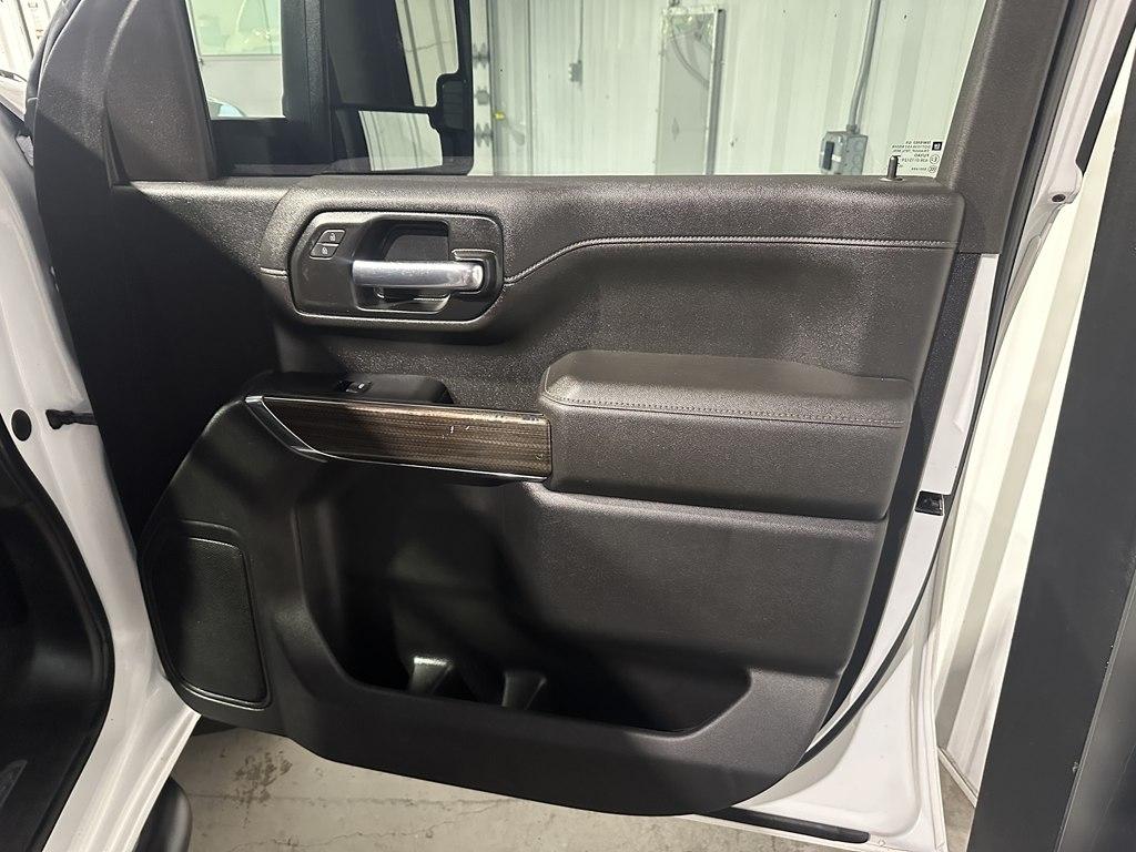 Chevrolet Silverado 3500HD 4WD Crew Cab 167.7" LT 2023