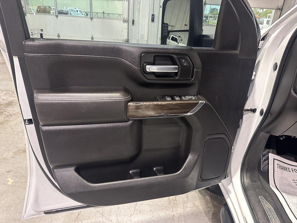 Chevrolet Silverado 3500HD 4WD Crew Cab 167.7" LT 2023