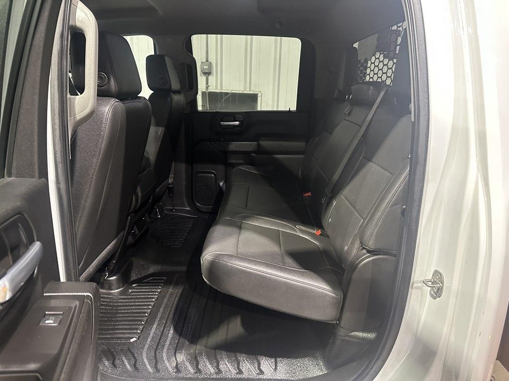 GMC Sierra 3500HD CC 4WD Crew Cab 177" WB, 60" CA 2021